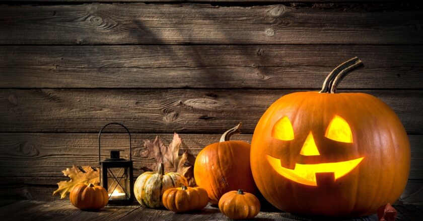 Halloween: La Festa dei Misteri, delle Dolci Paure e della Creatività